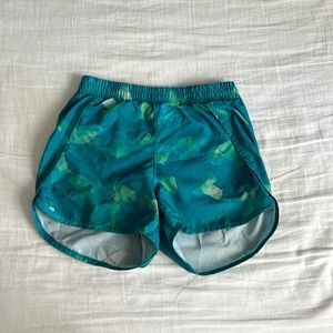 Green and blue all in motion active wear shorts